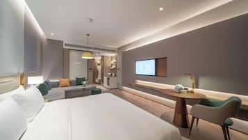 1 bedroom, down duvets, in-room safe, desk