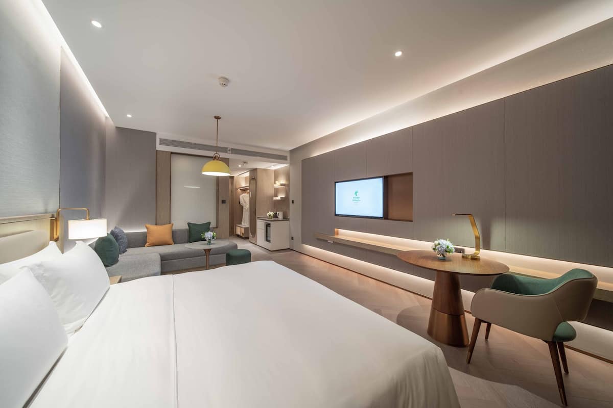 1 Schlafzimmer, Daunenbettdecken, Zimmersafe, Schreibtisch