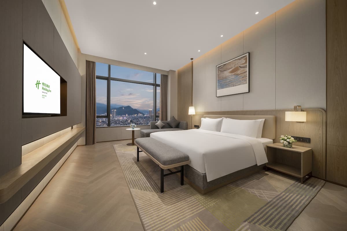 1 Schlafzimmer, Daunenbettdecken, Zimmersafe, Schreibtisch