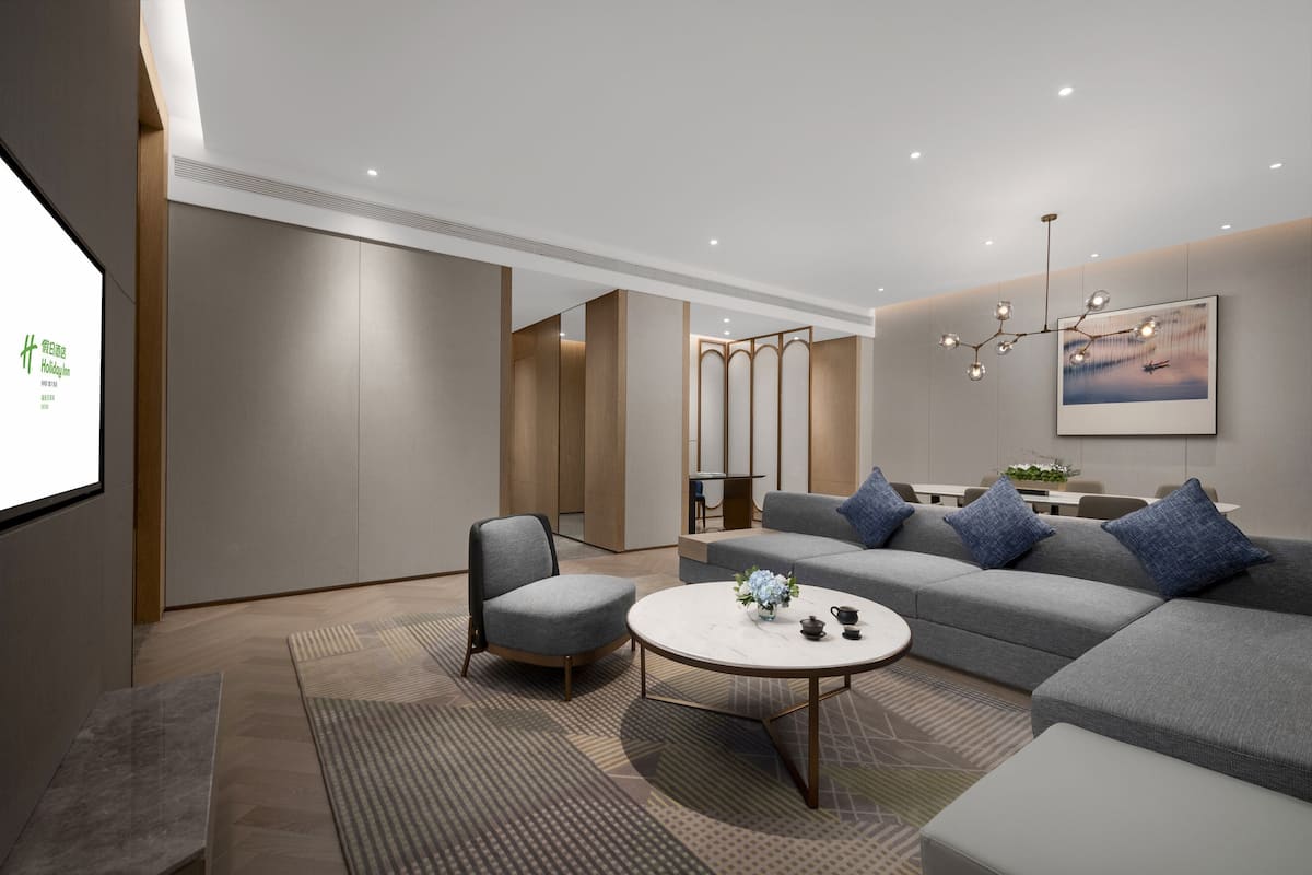 Suite, 1 Schlafzimmer (Creek View)