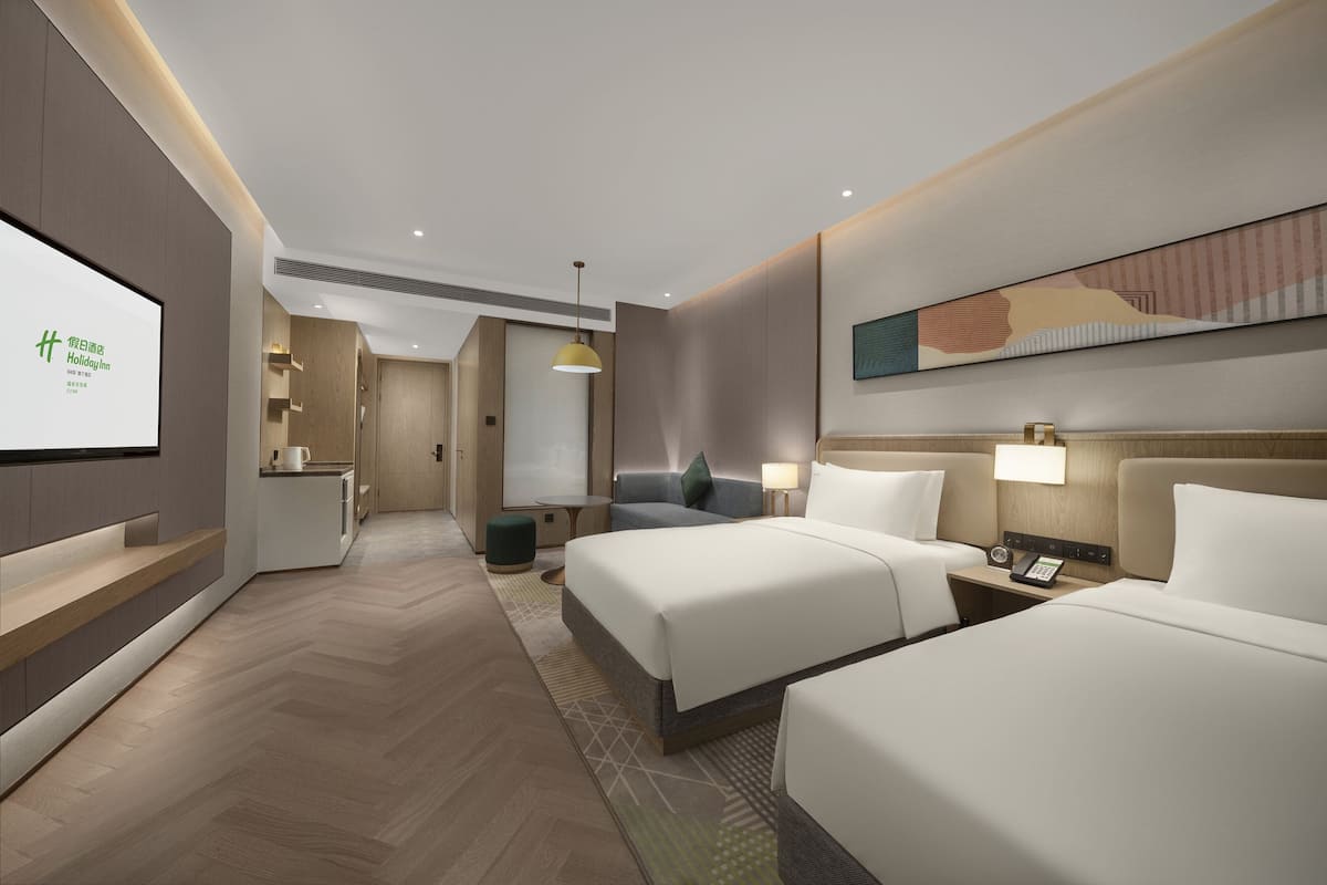 1 Schlafzimmer, Daunenbettdecken, Zimmersafe, Schreibtisch