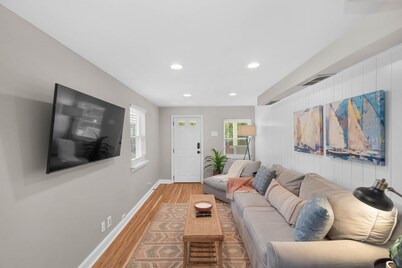 * Beautiful Oasis w/ No Detail Spared *