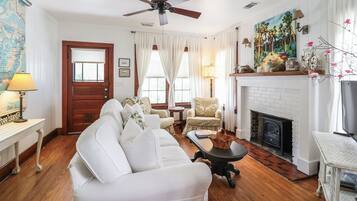 Televisión, tenis de mesa y libros