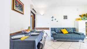 Interior - Apartment Ivana , Dubrovnik, Natka Nodila 4 (Dubrovnik)