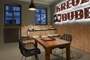 Unclassified image, 5 of 19, button - Superior apartment - VIA's Appartements am Postplatz (Görlitz)