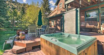 ‘Chicago Creek B & B‘: 1 Mi to Mt Blue Sky!