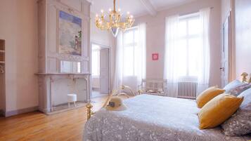 4 chambres, fer et planche à repasser, lit parapluie, Wi-Fi gratuit