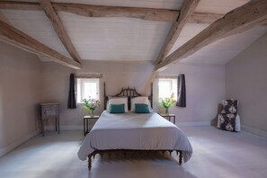 4 Schlafzimmer, Bügeleisen/Bügelbrett, Reisekinderbett, kostenloses WLAN