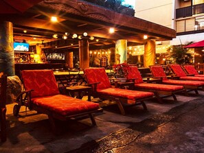 Bar (en la propiedad)