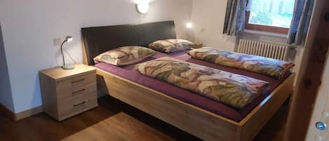 1 slaapkamer, reisbedje, gratis wifi, beddengoed