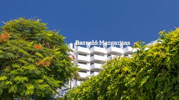 Fachada de la propiedad