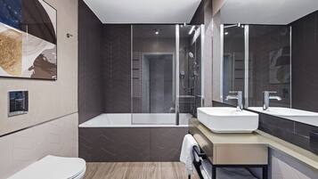 Studio dành cho gia đình, phòng tắm riêng | Phòng tắm | Khăn tắm