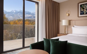 Executive Suite, 1 King Bed, Mountain View (Panoramic) | Premium bedding, minibar, in-room safe, desk - Swissôtel Wellness Resort Alatau Almaty (Almaty)