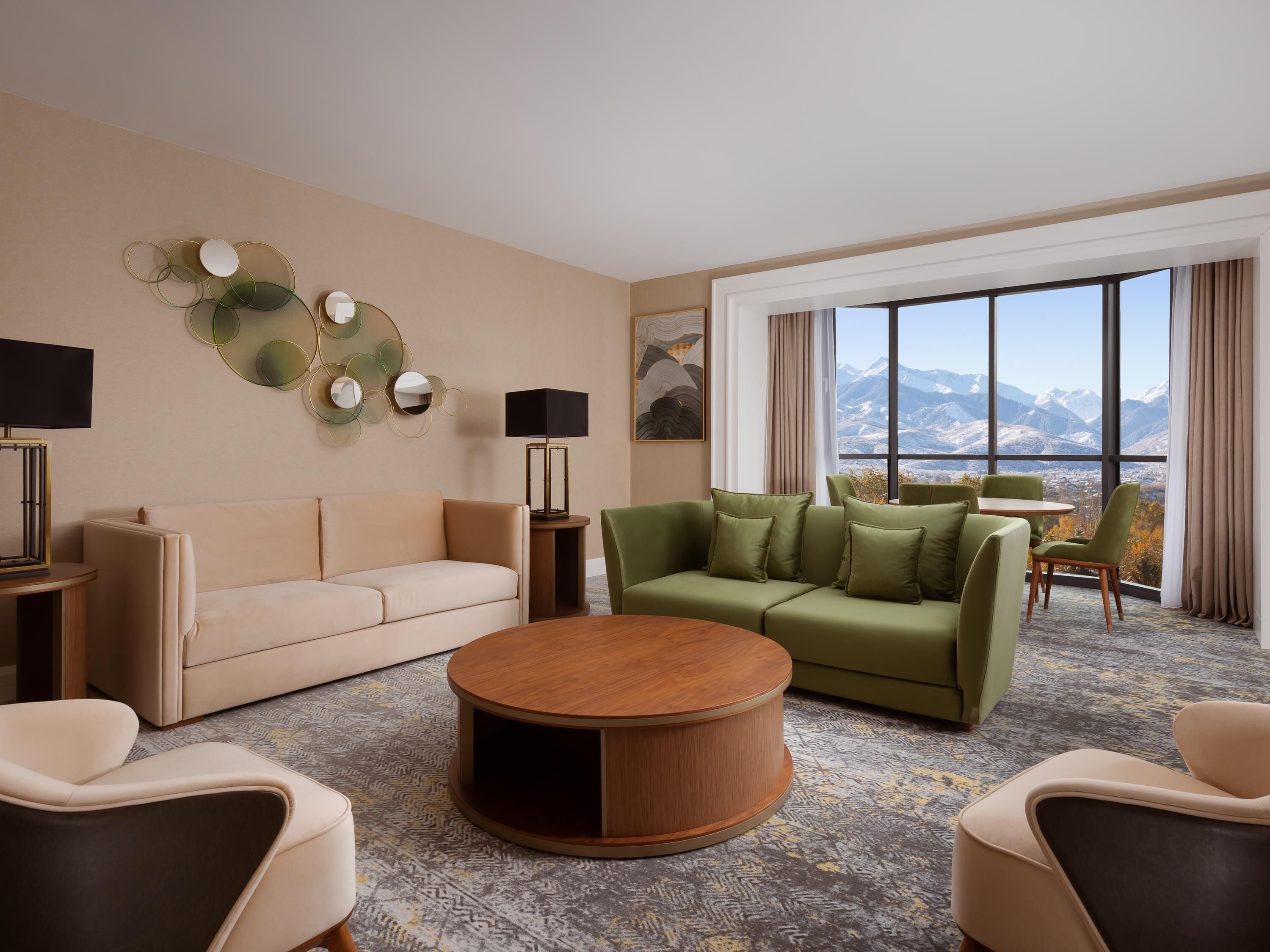 Executive Suite, 1 King Bed, Mountain View (Panoramic) | Premium bedding, minibar, in-room safe, desk