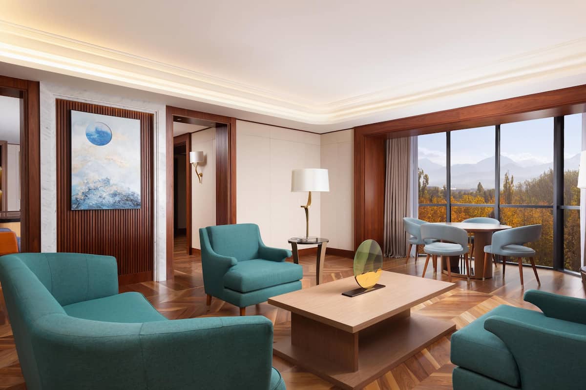 Suite Présidentielle, 1 trÚs grand lit | Literie de qualité supérieure, minibar, coffres-forts dans les chambres