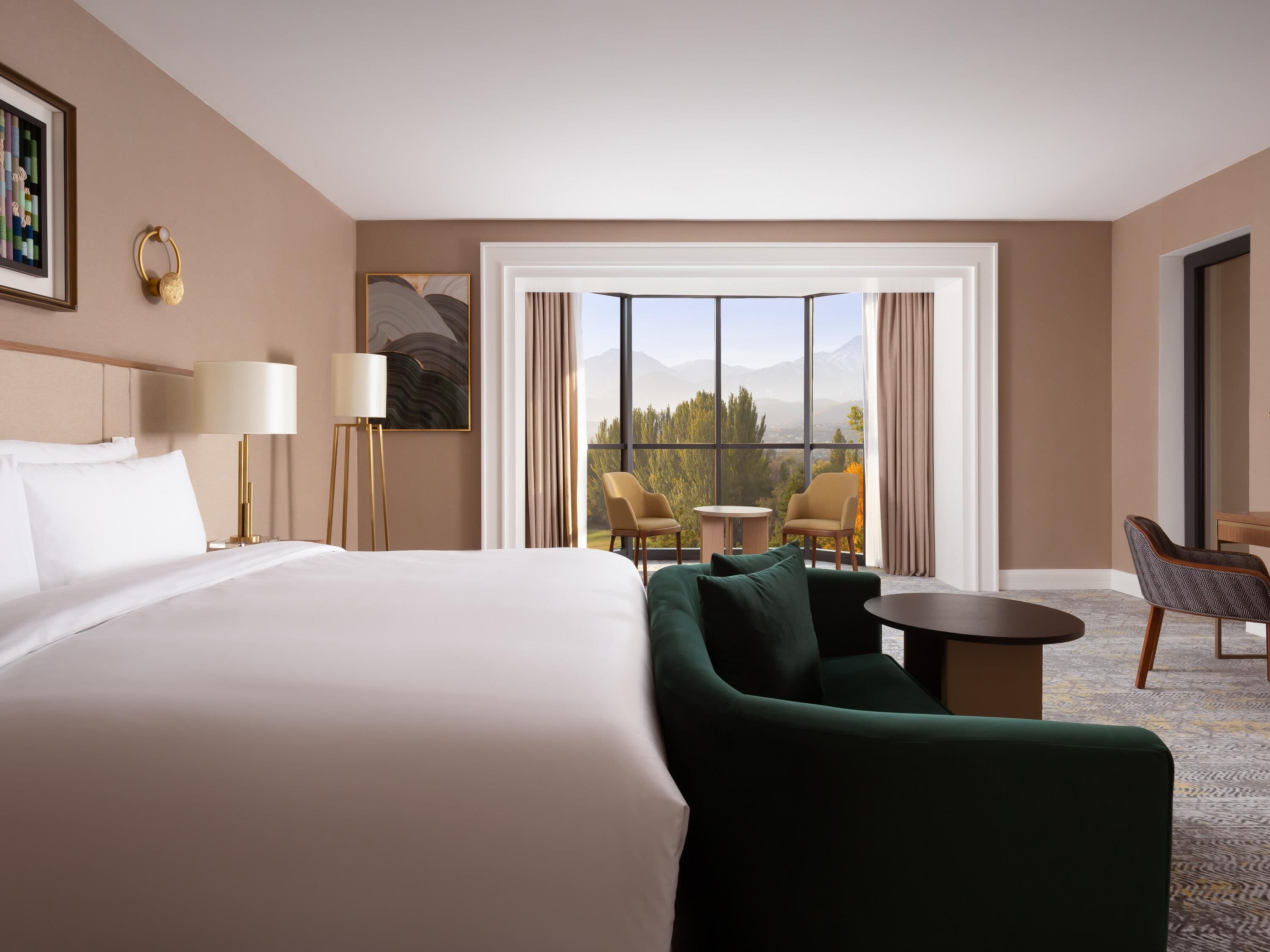 Junior Suite, 1 King Bed, Mountain View (Panoramic) | Premium bedding, minibar, in-room safe, desk