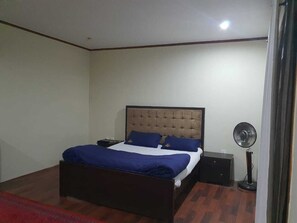 Phòng đôi Deluxe | Bàn ủi/dụng cụ ủi quần áo, truy cập Internet không dây miễn phí 