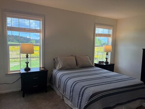 3 soverom, strykejern/-brett, wi-fi (inkludert) og sengetøy