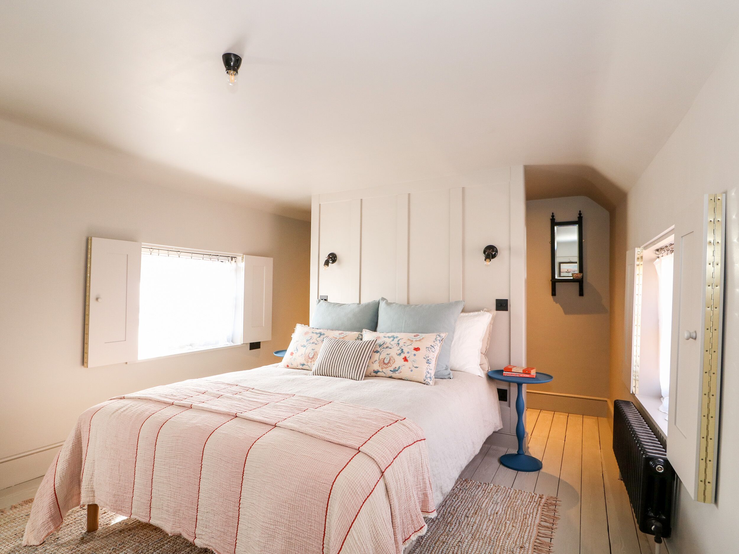 Cottage | 2 bedrooms, free WiFi, individually decorated, individually furnished