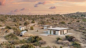 Exterior - Desert Diamond by Homestead Modern (Yucca Valley)