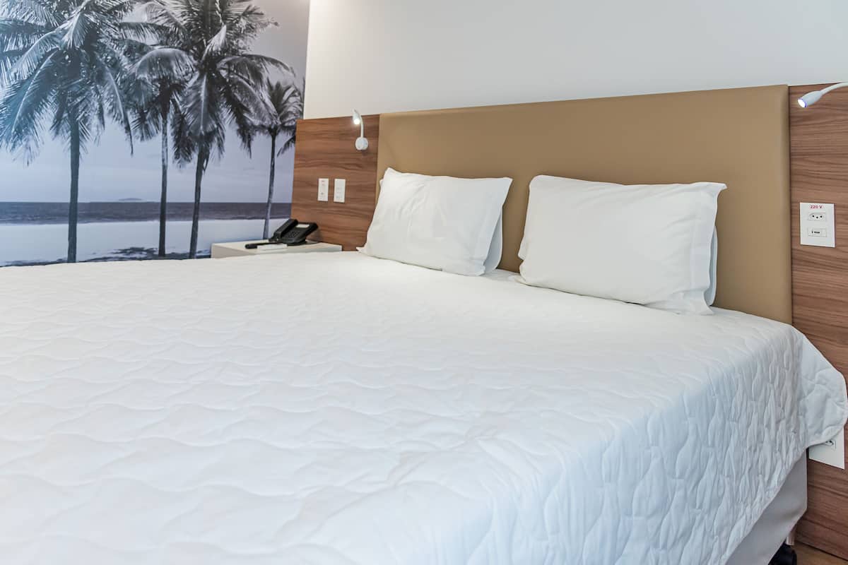 superior double room | minibar, desk, soundproofing, free wifi