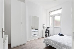 2 bedrooms, iron/ironing board, WiFi, bed sheets - Modern 2 bed in Wembley - 30 min to central London (Greater London)