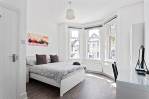 2 Schlafzimmer, Bügeleisen/Bügelbrett, WLAN, Bettwäsche