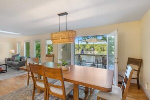 Dining - The Anchor House — Experience lakeside luxury at a spacious 5-bedroom retreat in Osage Beach. Enjoy breathtaking views, modern comforts, and direct lake access for the perfect Lake of the Ozarks getaway. (Osage Beach)