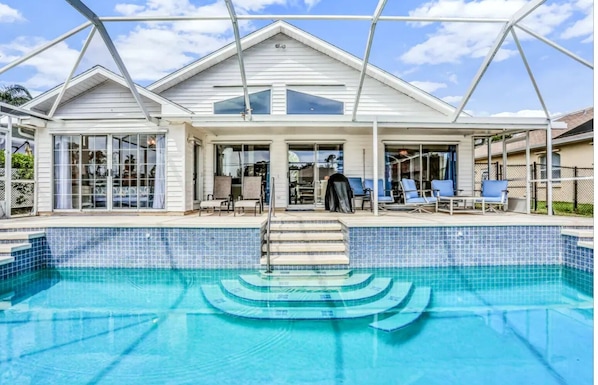 House, 3 Bedrooms | Pool | Outdoor pool, a heated pool