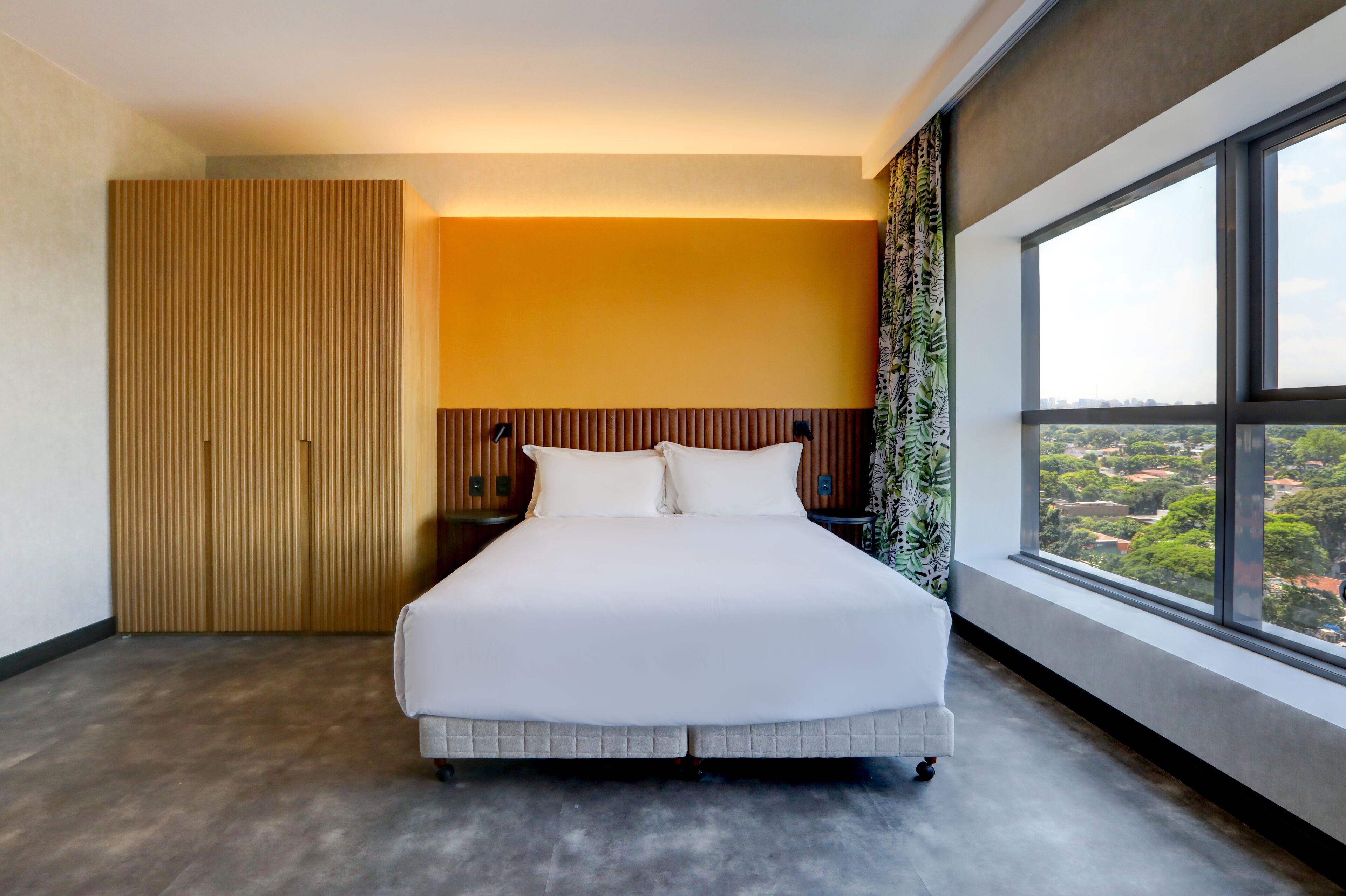 superior room, accessible | 1 bedroom, in-room safe, blackout curtains, soundproofing