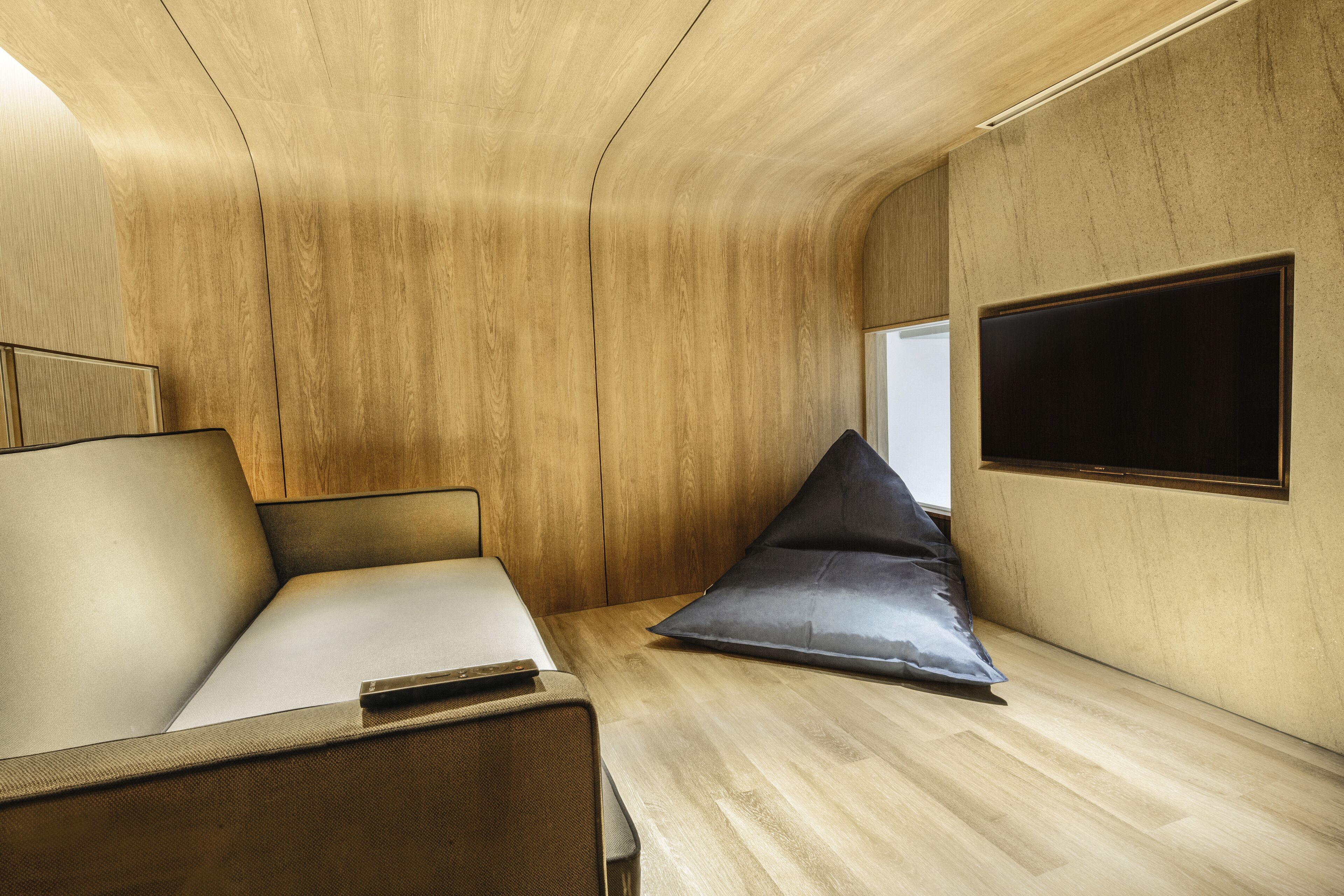 family loft | 1 bedroom, minibar, in-room safe, desk