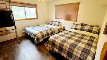 Iron/ironing board, travel crib, WiFi, bed sheets