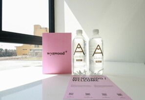 Bruser, hårtørrer, håndklæder