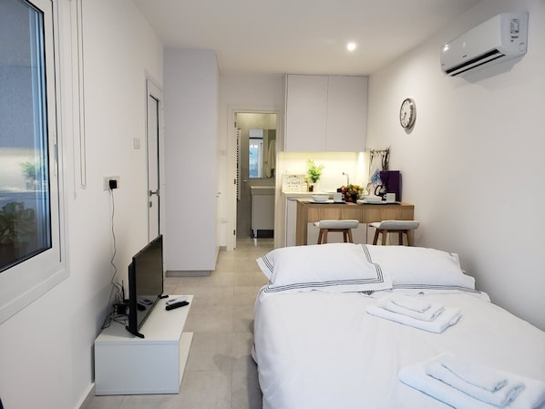 Fer et planche Ă repasser, Wi-Fi gratuit, draps fournis