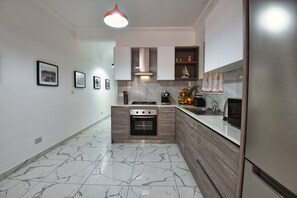 Fridge, microwave, oven, dishwasher