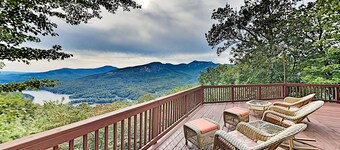 Sunset Retreat: Big Deck, Golf, Mountain, Lake VIEWS!