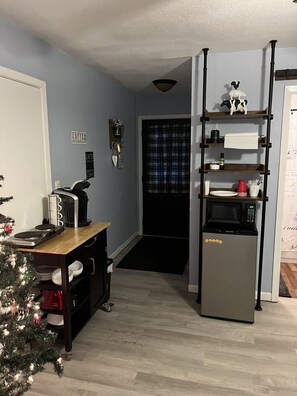 Interior - Escape to the country… close to DFW! (Rhome)