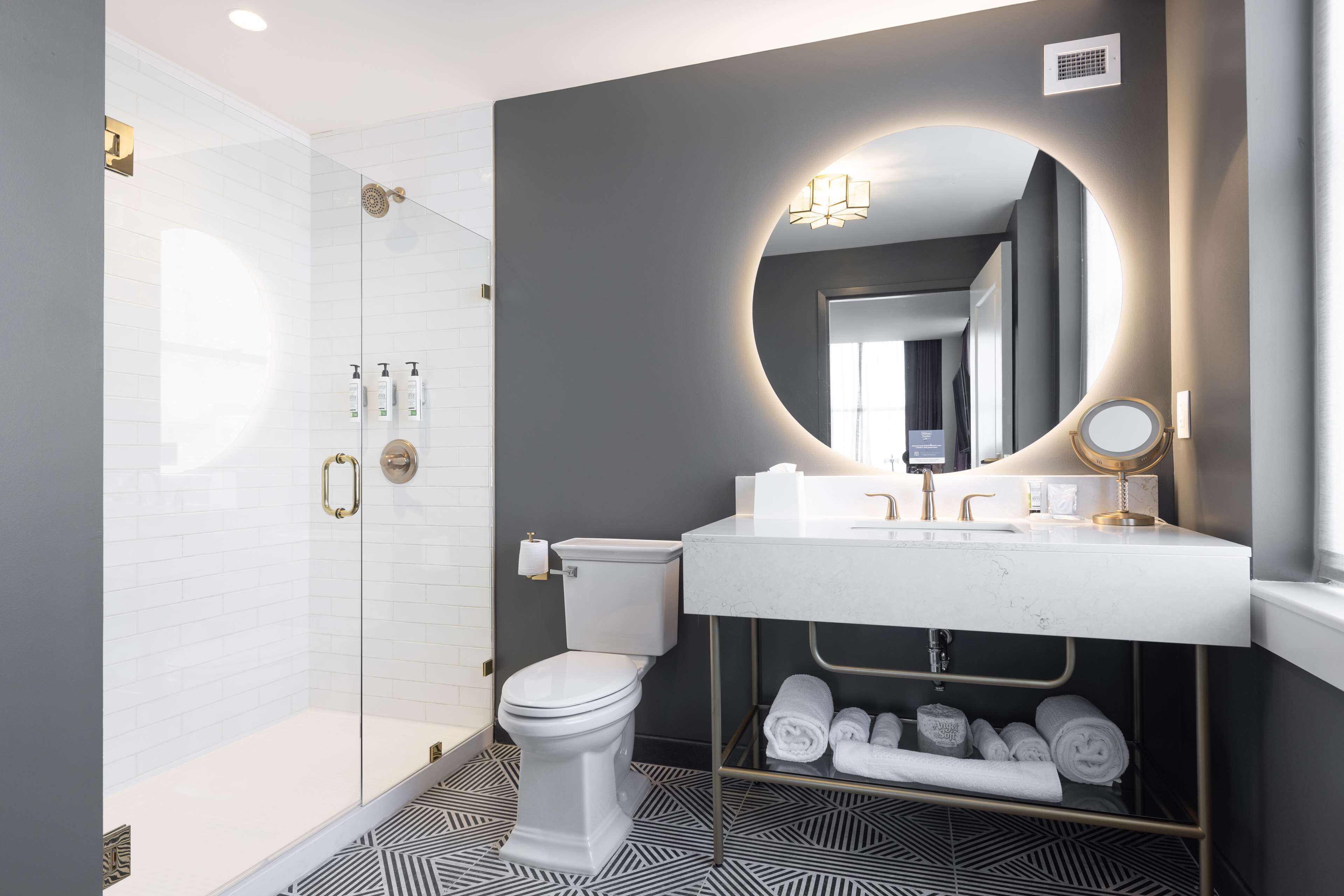 room, 1 king bed | bathroom shower