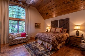 4 habitaciones, tabla de planchar con plancha y wifi gratis 
