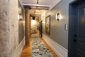 Hallway - City Mills Hotel (Columbus)