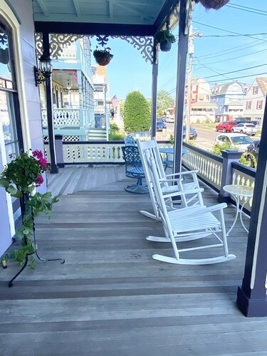 Ocean Views 1 block from Beach 3 blocks from Washington Square 