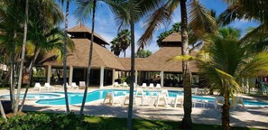 Outdoor pool - Villa Familiar Impecable - Piscina y Playa Privada (Punta Cana)