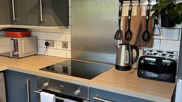 House, Private Bathroom | Shared kitchen