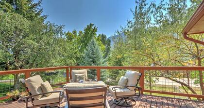 Cozy Mountain Home w/ NEW Hot Tub, Firepit & Deck w/ Views, 5 Mi. 2 Pools!