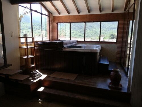 Espira de Conflent Maison de caractère avec jacuzzi entre mer et montagne