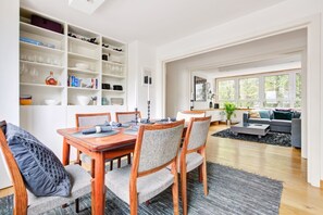 Leilighet – basic, 2 dobbeltsenger | Eget kjøkken | Kjøleskap, ovn, kokeplater og kjøkkenutstyr