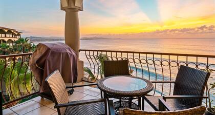 Beautiful Las Olas beachfront condo. A surf lover's dream!