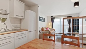 Unclassified image, 2 of 16, button - Modern 2 Bedroom Apartment in Homerton (London)