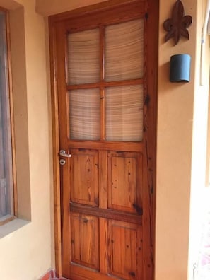 Exterior detail - Hotel El Colonial (Colon)