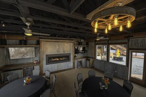 Banquet hall